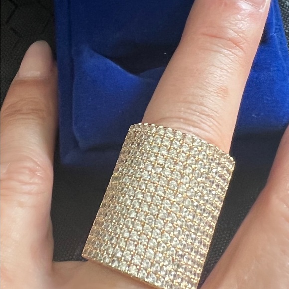 Pavé ring. Golden ring - Picture 3 of 4